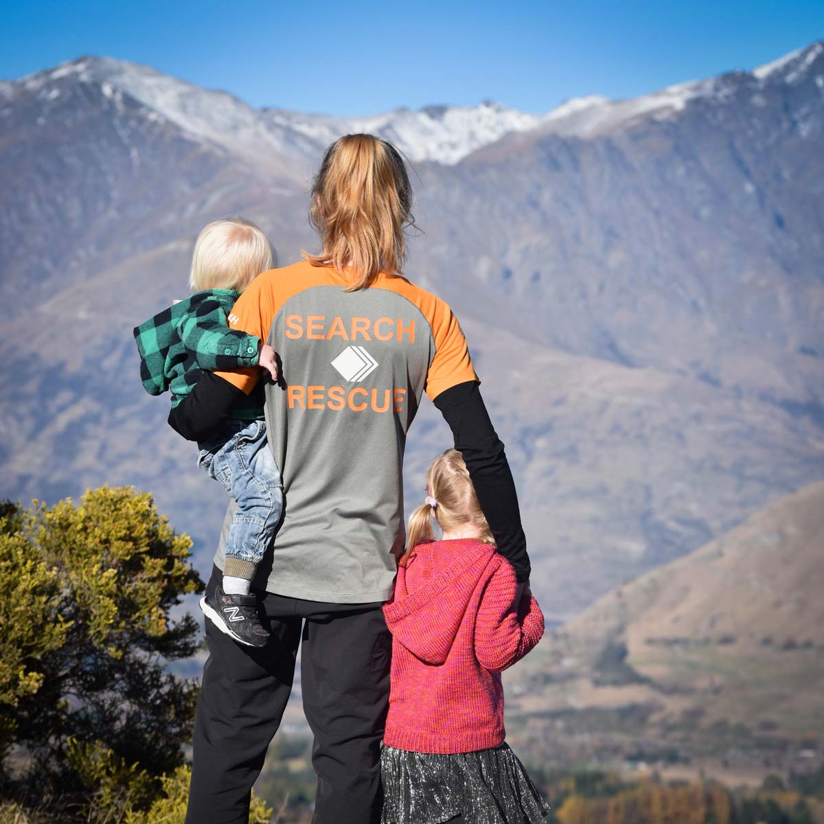 Landsar Whanau