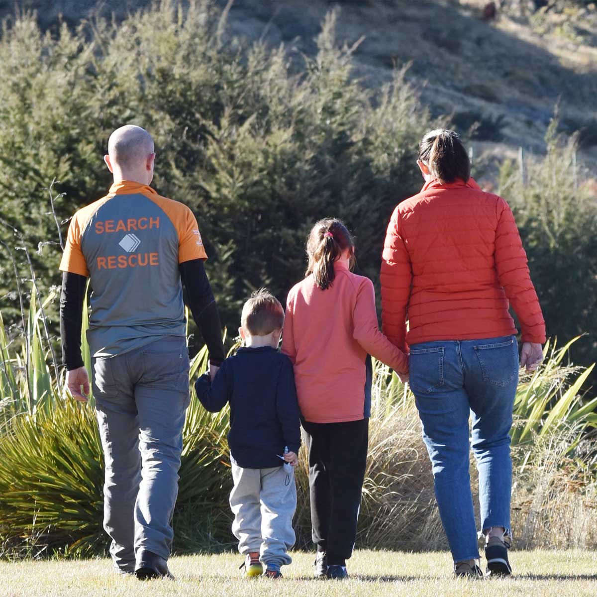 Landsar Whanau